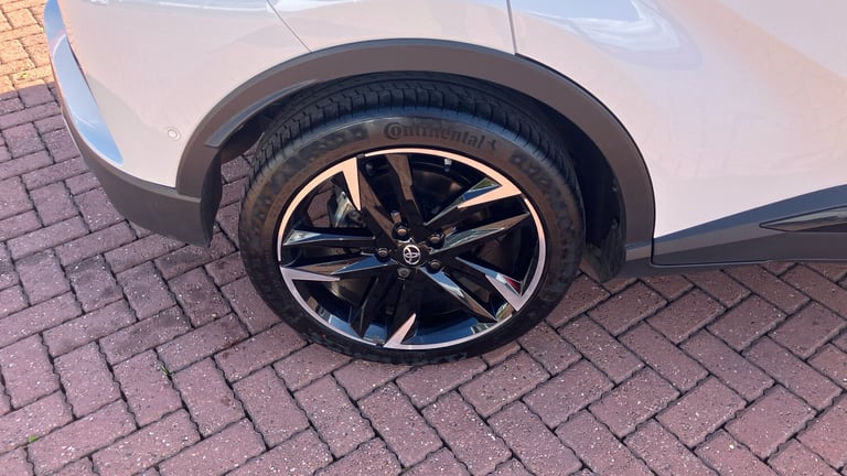 2023 Toyota C-HR 1.8 Hybrid GR Sport 5dr CVT Hybrid Hatchback Hatchback Hybrid Automatic
