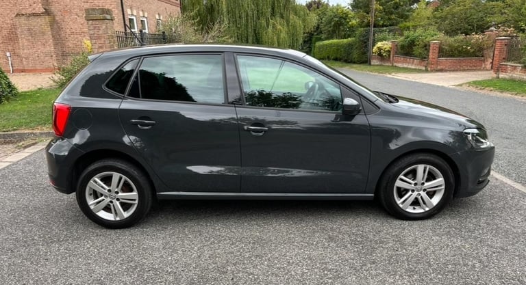 2017 (67) VOLKSWAGEN POLO 1.0 MATCH EDITION 9 SERVICE STAMPS! LOVELY EXAMPLE!  