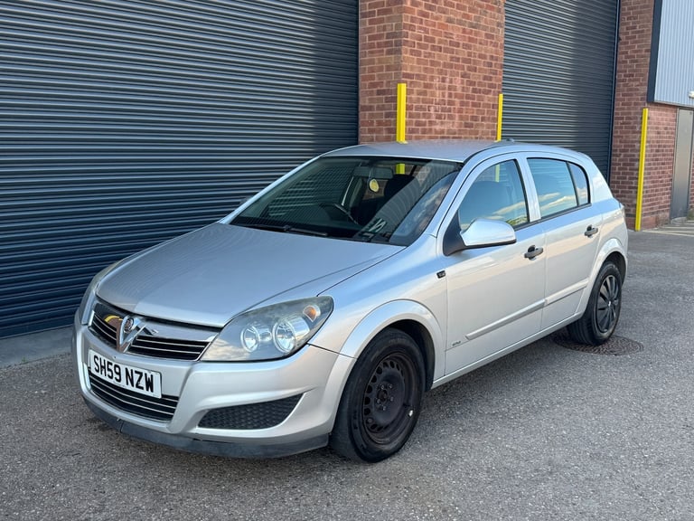 2009 Vauxhall Astra 1.6i 16V Life [115] 5dr [AC] HATCHBACK Petrol Manual - Image 10