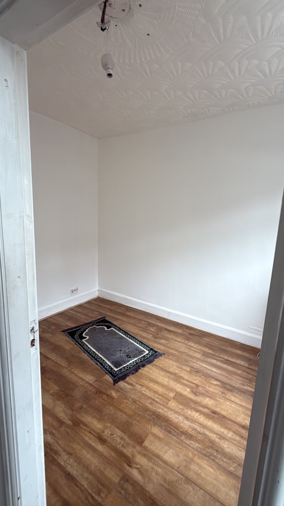 🏠 Modern Shared Rooms to Rent – B8 3QF, Birmingham