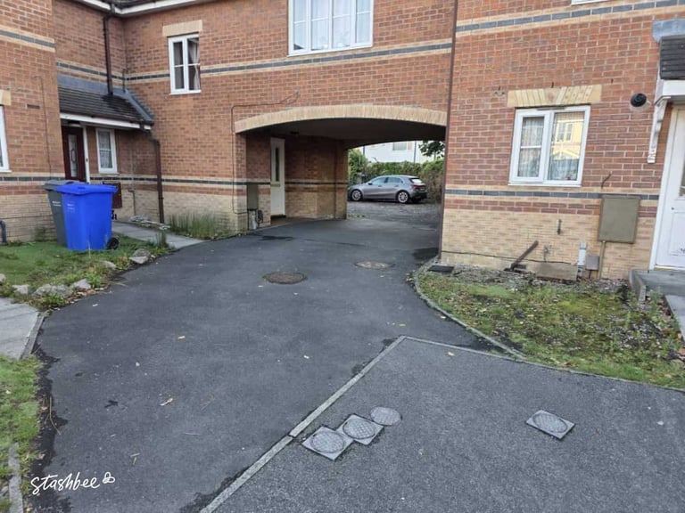 Parking Space to rent in Manchester (M22) | Stashbee