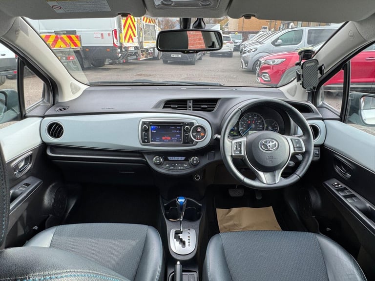  Toyota Yaris 1.5 VVT-h T Spirit CVT Euro 5 5dr Petrol/Electric Hybrid Automatic