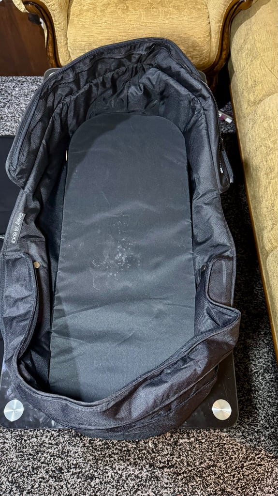 Baby Pram / Stroller – Excellent Condition