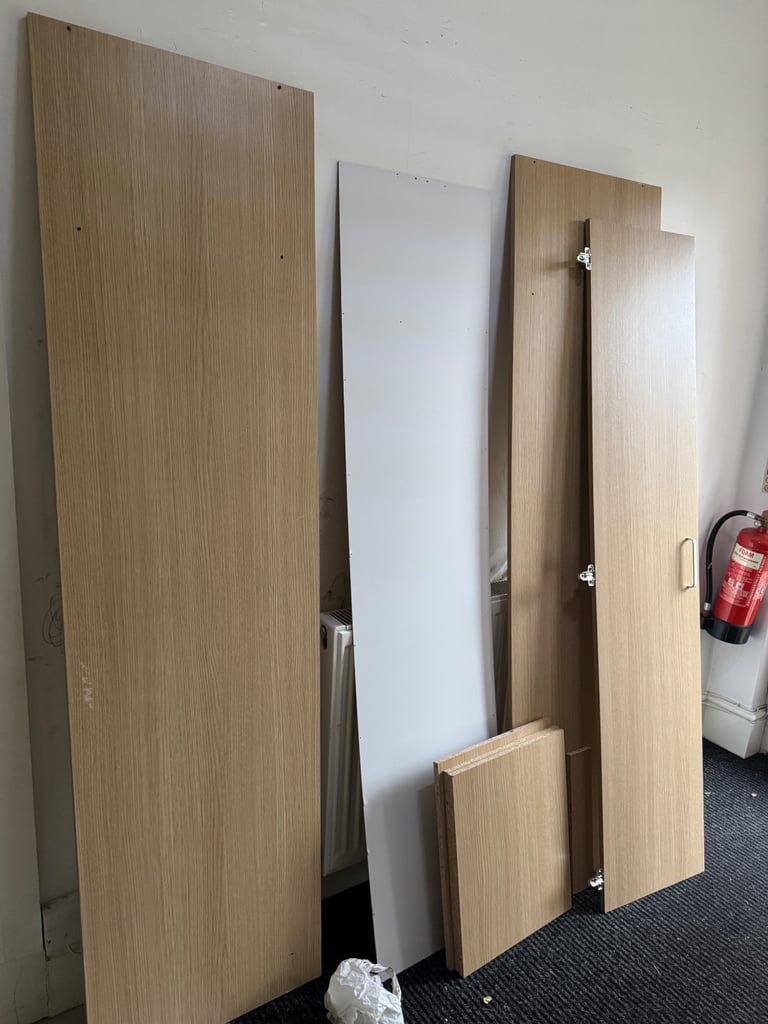 Single wardrobe, Like new