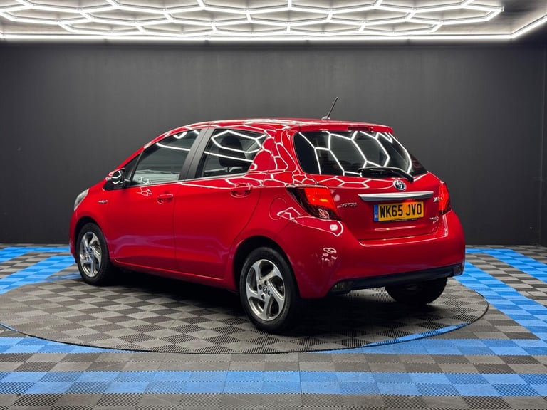 2015 Toyota Yaris 1.5 Hybrid Icon 5dr CVT HATCHBACK PETROL/ELECTRIC Automatic