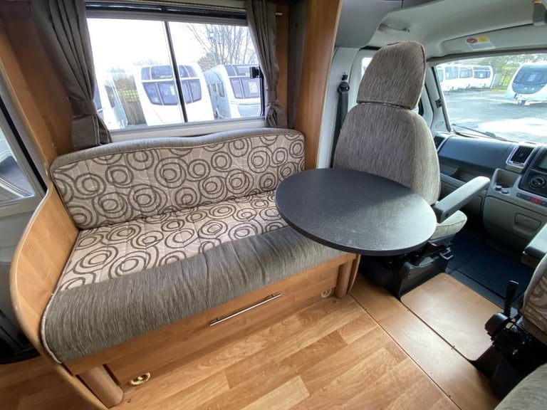 2011 AUTO-TRAIL FRONTIER MOHAWK LUXURY MOTORHOME