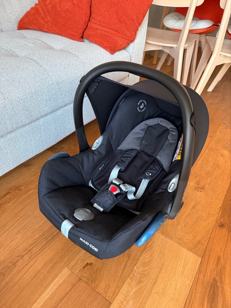 Maxi-Cosi Cabriofix i-Size Car Seat