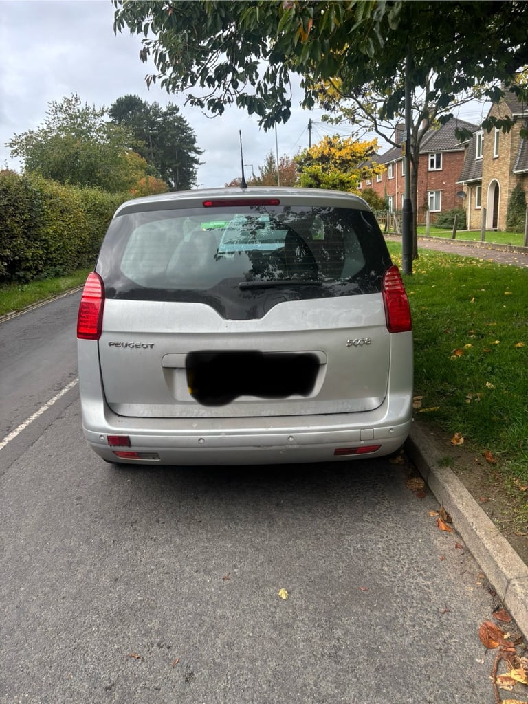 Peugeot, 5008, MPV, 2010, Semi-Auto, 1560 (cc), 5 doors