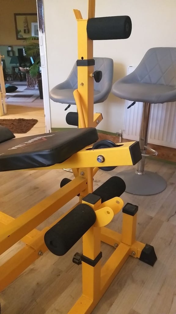 Multigym, solid frame, excellent with accessories 