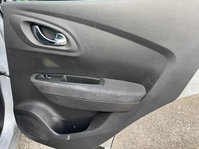 1.2 PETROL 2016 10 MONTH MOT 