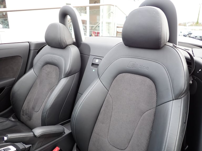 2013 Audi TT 2.0 TDI Black Edition Roadster 2dr Diesel S Tronic quattro Euro 5