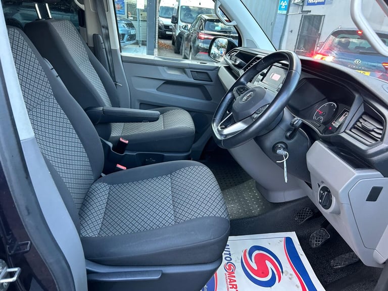 2020 Volkswagen Transporter Shuttle 2.0 TDI 110PS S Minibus MPV DIESEL Manual