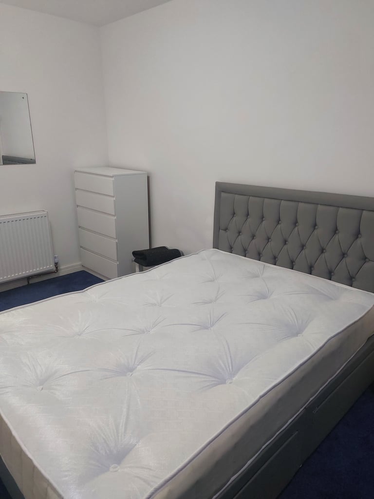 Double room to let or rent in northolt 