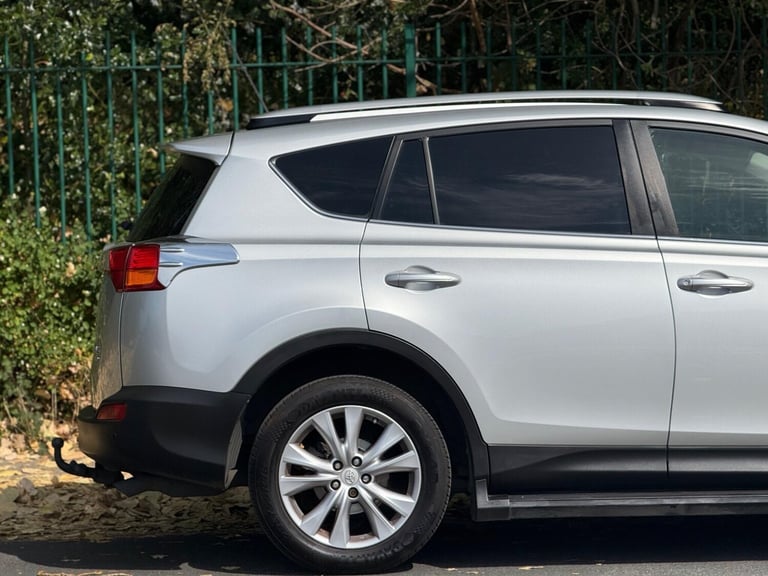2014 Toyota RAV4 2.2 D-CAT Invincible Auto 4WD Euro 5 5dr ESTATE Diesel Automatic