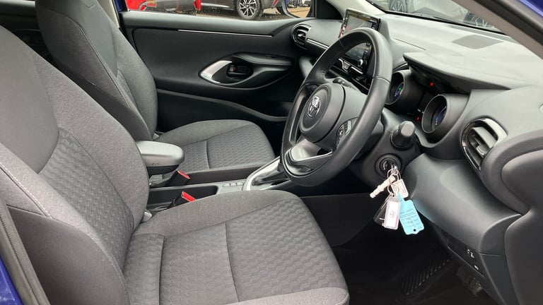 2023 Toyota Yaris 1.5 Hybrid Design 5dr CVT Hybrid Hatchback Hatchback Hybrid Automatic