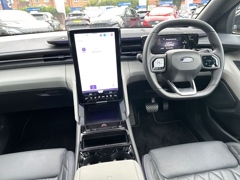 2024 Ford Explorer 5Dr Premium Extended Range 2WD Auto Estate Electric Automatic