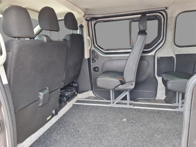Renault Trafic WAV Wheelchair Access 5 Seats SWB L1H1 22K Flat Floor 2019 No VAT