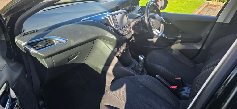 2018 PEUGEOT 208 ALLURE 1.2 ULEZ 