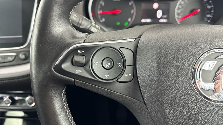 2020 Vauxhall Grandland X Sri Nav SUV Petrol Manual