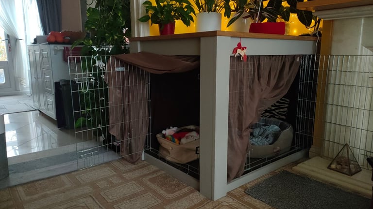 Extra Large dog crate with table