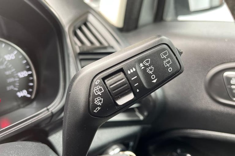 2022 Ford Ecosport 1.0 EcoBoost 125 ST-Line 5dr, Parking sensors, Reverse Camera, Sat Nav, Med Ha...