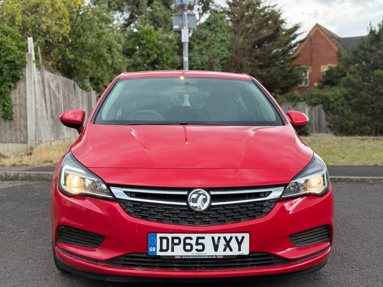2015 Vauxhall Astra 1.4T 16V 125 Design 5dr HATCHBACK Petrol Manual