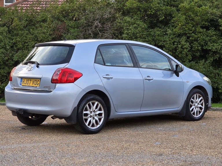2007 Toyota Auris 1.6 Automatic VVTi TR MM 5dr . 87000 Miles . CHEAP on Fuel. GOOD Car. HATCHBACK...
