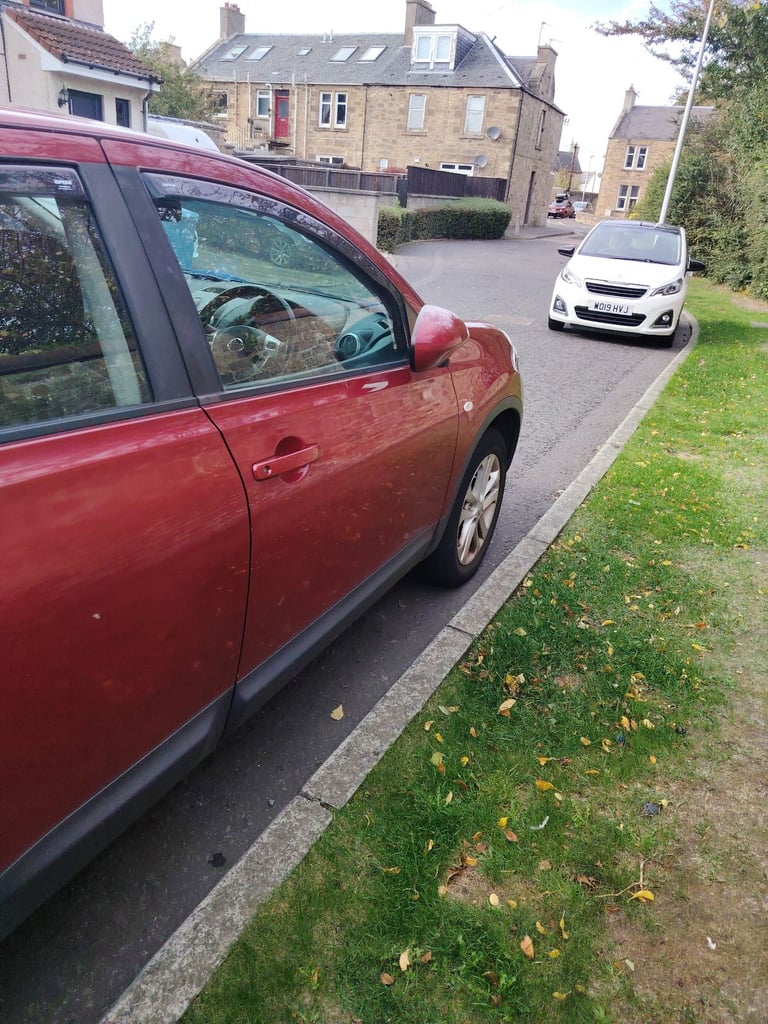 Nissan, QASHQAI, Hatchback, 2011, Manual, 1461 (cc), 5 doors