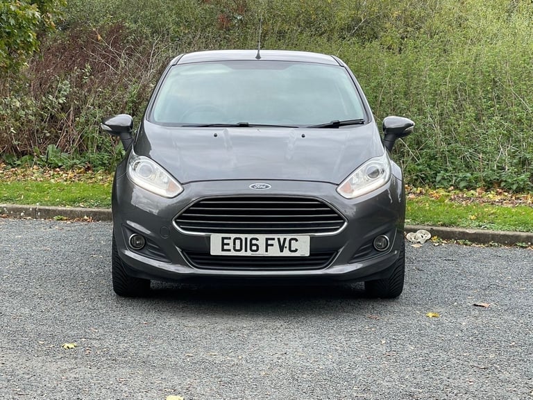 Ford, FIESTA, Hatchback, 2016, Manual, 1241 (cc), 3 doors