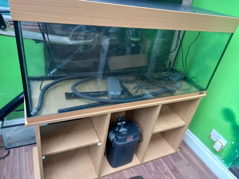 Fish tank free to collect from W7