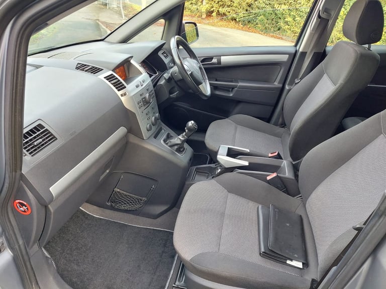 Vauxhall, ZAFIRA, MPV, 2009, Only 98,000 miles, Manual, 1598 (cc), 5 doors