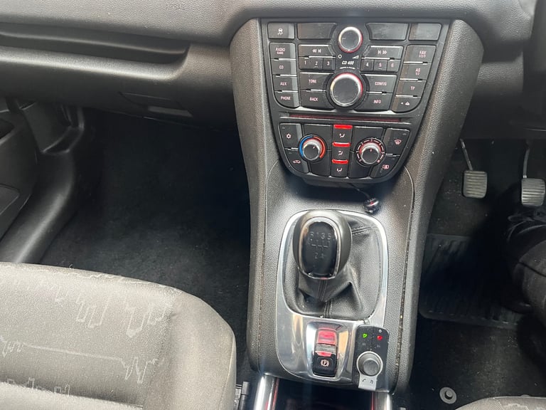 VAUXHALL MERIVA MPV 1.4 PETROL LOW MILAGE BLACK 