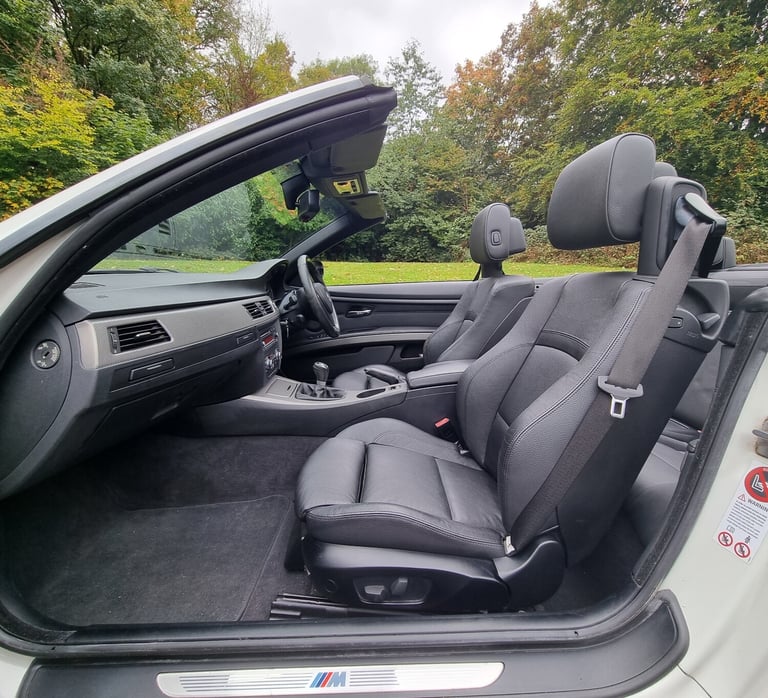 2010 BMW 3 Series 320i M SPORT CONVERTIBLE CONVERTIBLE Petrol Manual