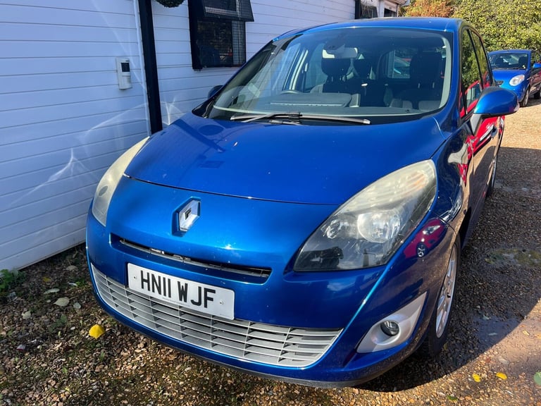 2011 Renault Grand Scenic 1.5 dCi Dynamique TomTom Euro 5 5dr MPV Diesel Manual