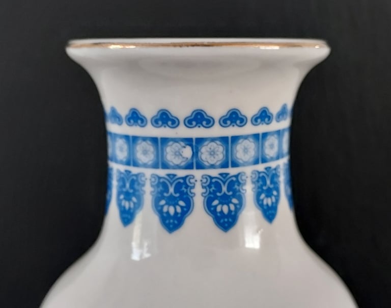 Bird and Floral Design Ceramic Vase 20 cm Tall
