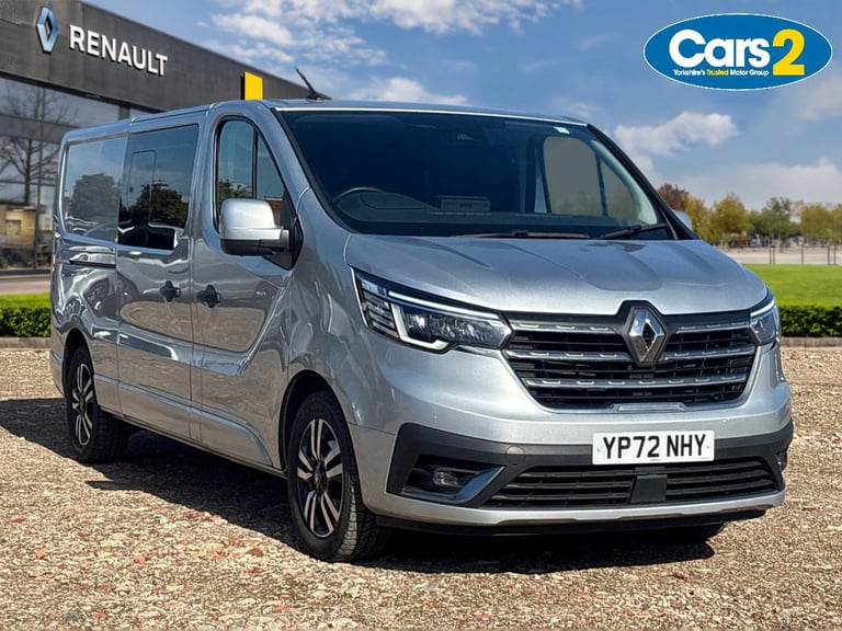 image for 2022 Renault Trafic 270 EX 5dr Tip Auto [7 Seat] Crew Bus Diesel Automatic