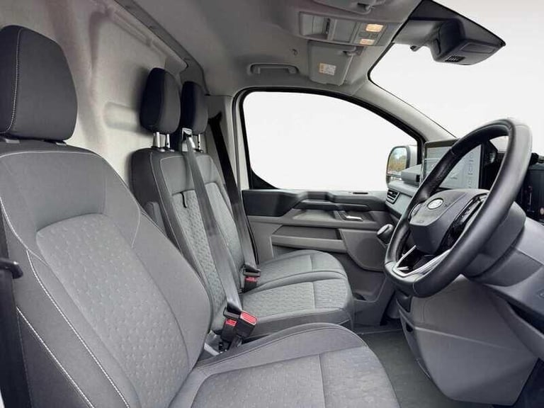 2024 Ford Transit Custom 2.0 300 EcoBlue Limited Panel Van 5dr Diesel Manual L2 H1 Euro 6 (s/s) (...