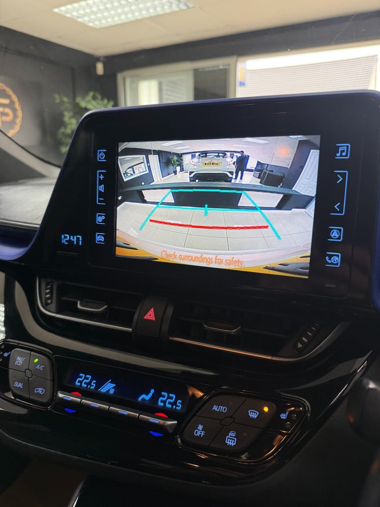 2017 Toyota C-HR 1.2T Dynamic 5dr HATCHBACK Petrol Manual