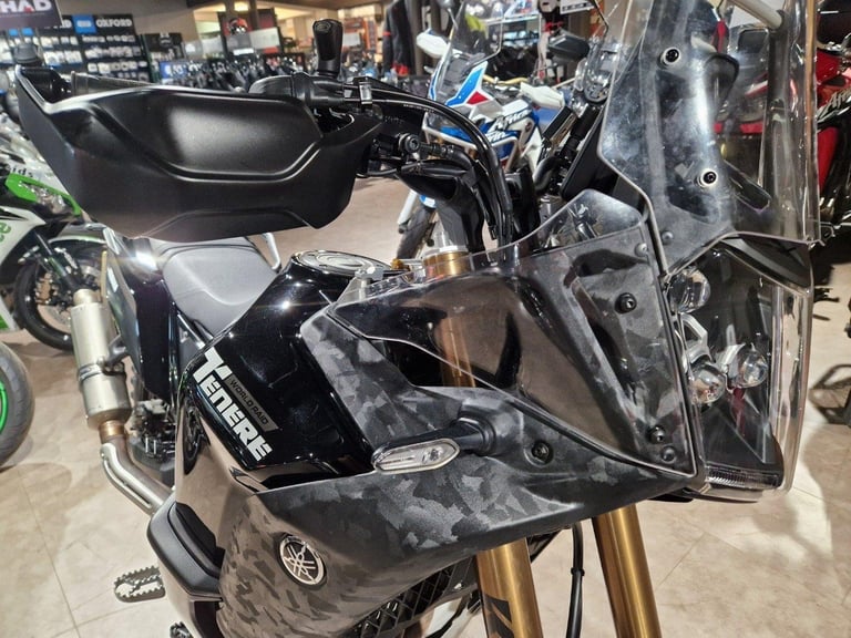 YAMAHA TENERE 700 WORLD RAID IN BLACK