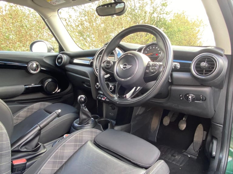 2017 MINI Hatch 2.0 Cooper S 3dr - Chili Pack &amp; Cruise Control &amp; Parking Sensors HATCHBAC...
