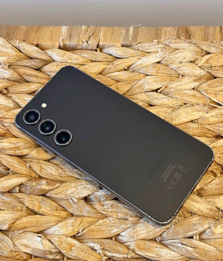 Samsung galaxy S23 128GB Unlocked