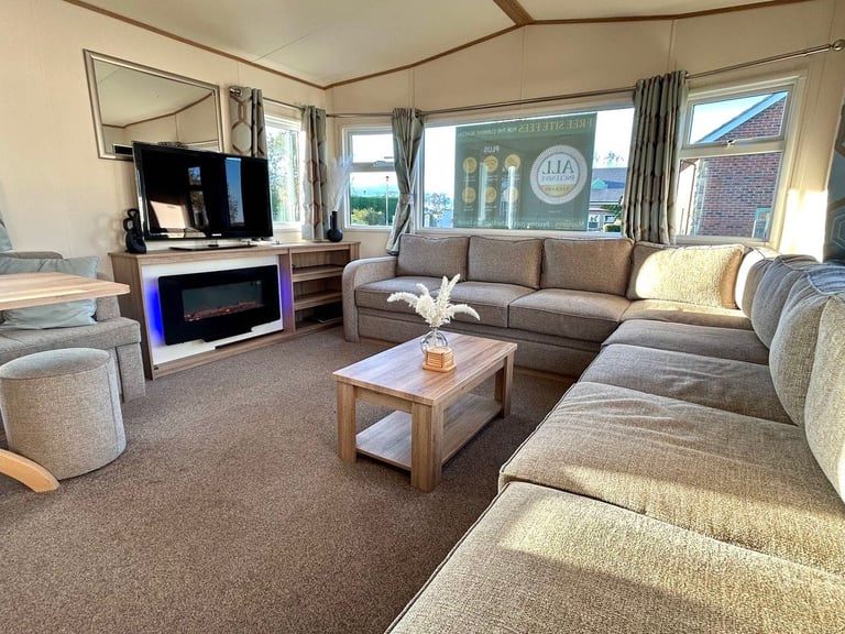 Sited Static Caravan For Sale - Clacton On Sea / Essex - OFFER LIVE IN 2025