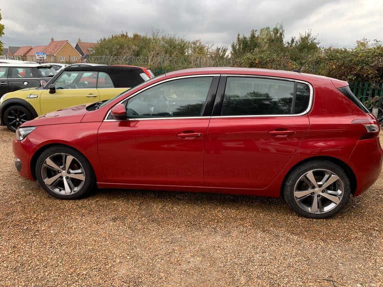 2015 Peugeot 308 1.6 HDi 115 Allure 5dr HATCHBACK Diesel Manual
