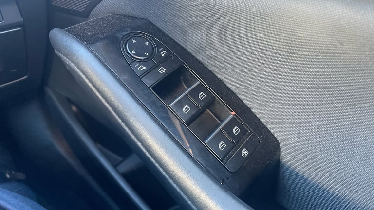 2022 Mazda Mazda3 2.0 e-Skyactiv G MHEV SE-L 5dr Petrol Hatchback Hatchback Petrol Manual