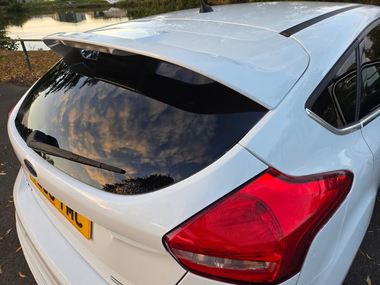 Ford, FOCUS, Hatchback, 2015, Manual, 999 (cc), 5 doors