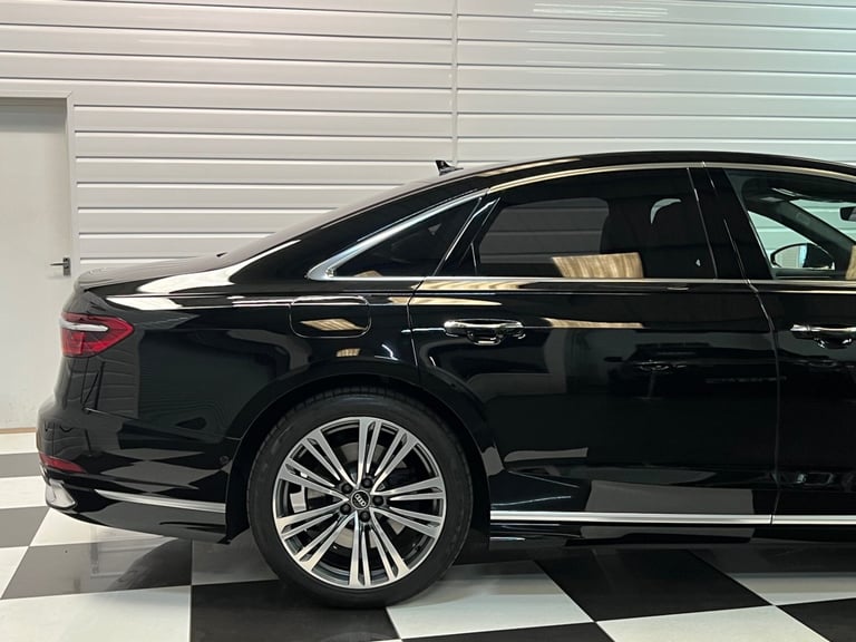 2022 72 Audi A8 3.0 V6 TFSie 60 S-Line Quattro 462ps