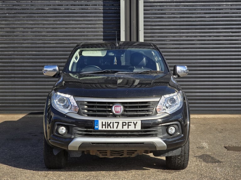 FIAT FULLBACK 2.4 Fullback Double Cab 2.4 180hp D-cab 6spd Manual Lx 2017