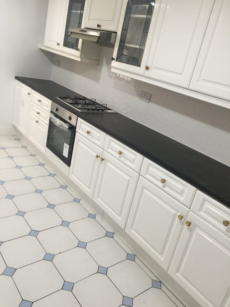 5 bedroom house in Beautiful Shared Accommodation â Ensuite Double Rooms Available in Ilford, Redbri