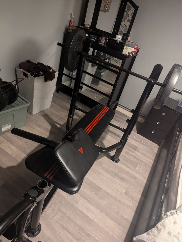 image for Bench press with dumbbells,barbells and multiple weights