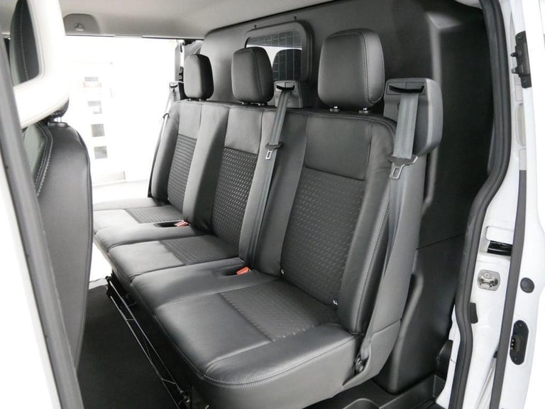 71 TRANSIT CUSTOM 320 2.0 EBL 185 BHP SWB SPORT 5 SEATER CREWCAB  ( NO VAT )